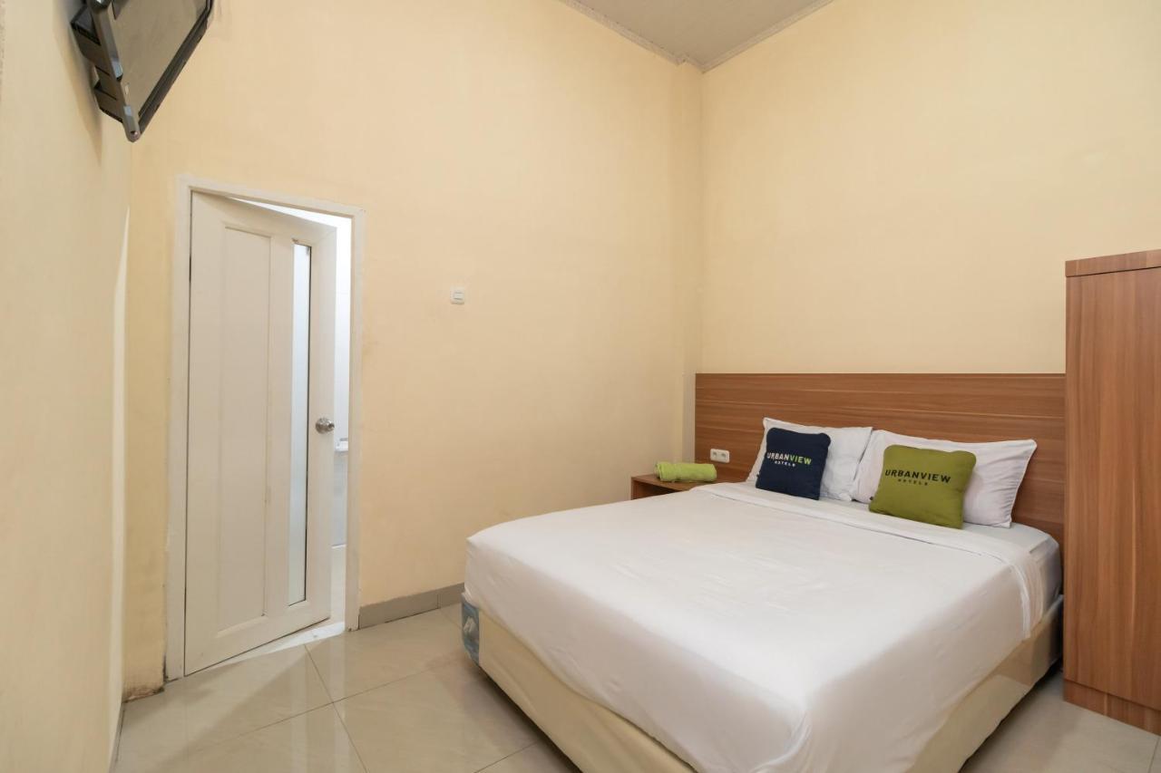 Urbanview Hotel Salsabilah Palembang By Reddoorz Palimbão Exterior foto