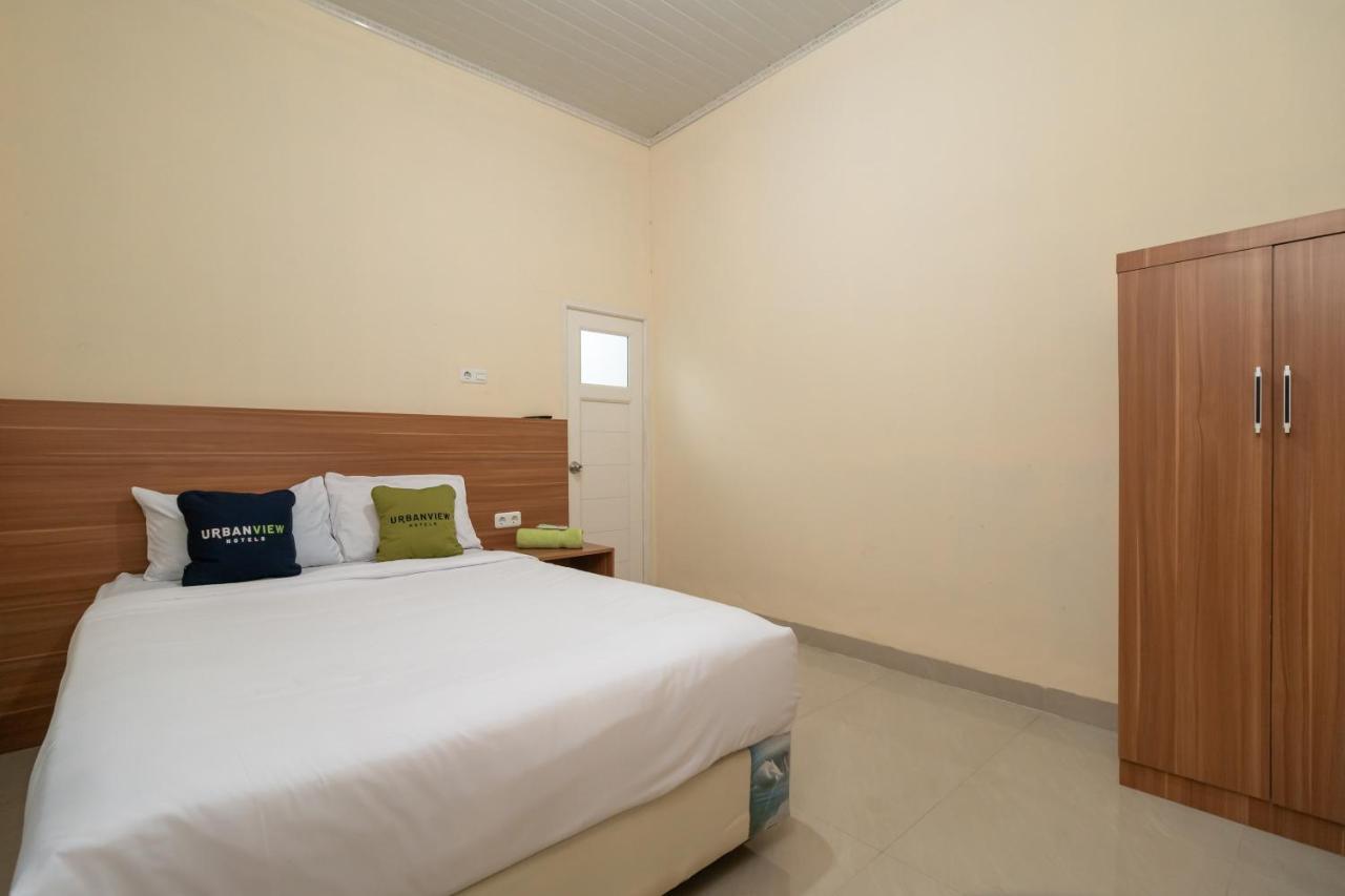 Urbanview Hotel Salsabilah Palembang By Reddoorz Palimbão Exterior foto