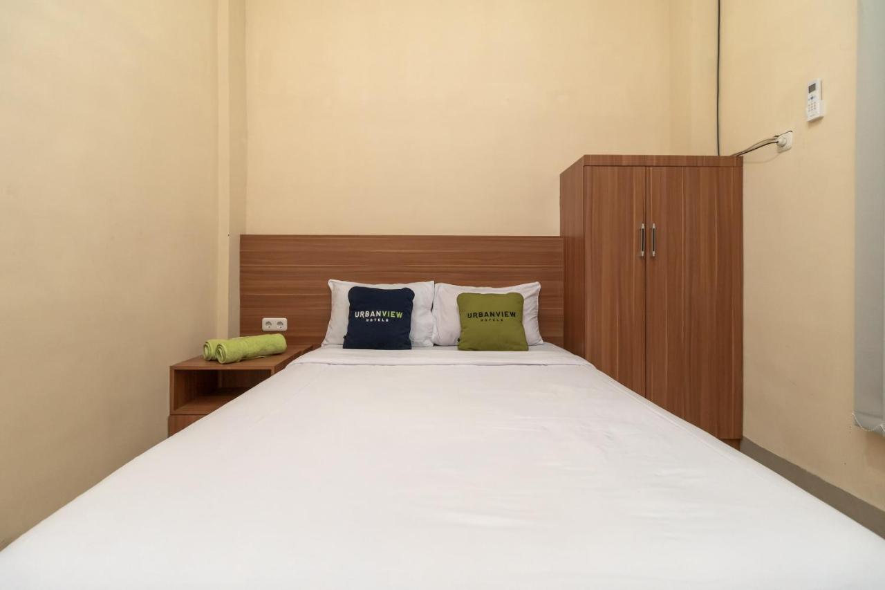 Urbanview Hotel Salsabilah Palembang By Reddoorz Palimbão Exterior foto