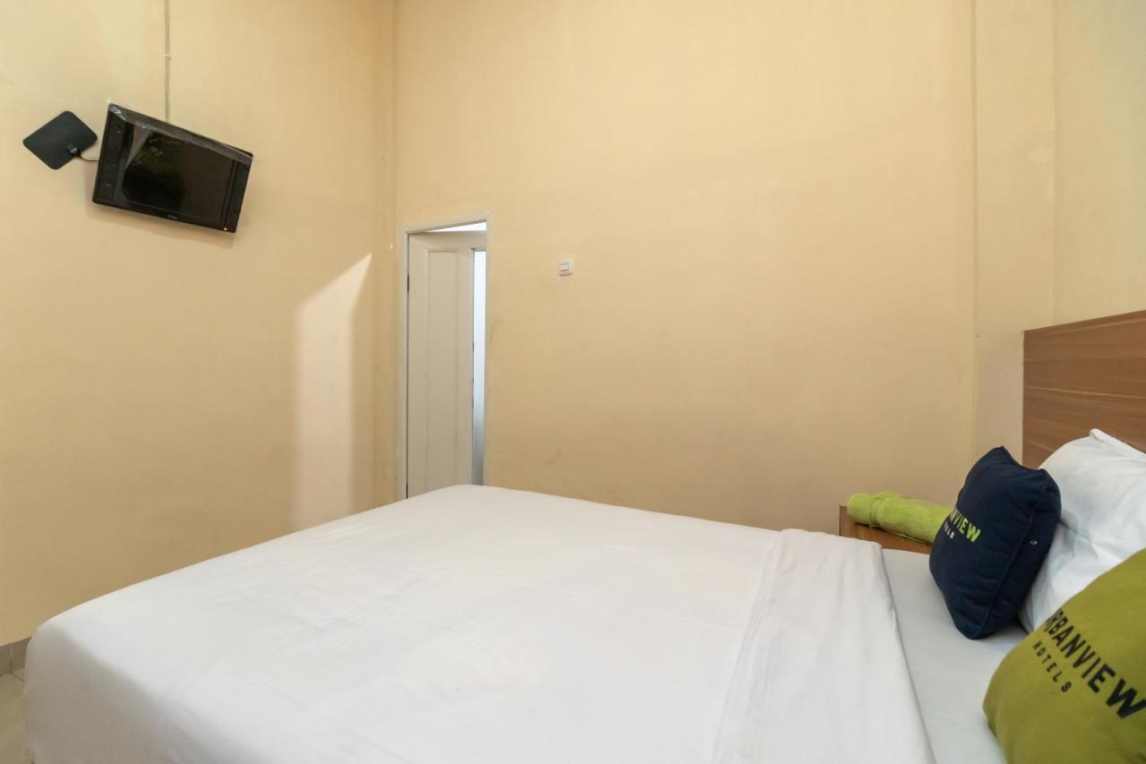 Urbanview Hotel Salsabilah Palembang By Reddoorz Palimbão Exterior foto